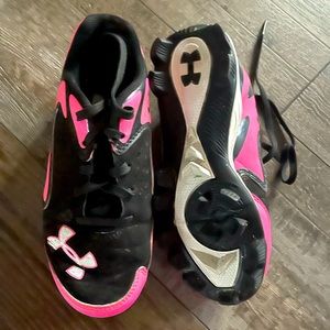 Under Armour softball/baseball cleats. Size youth 13